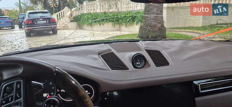 Позашляховик / Кросовер Porsche Cayenne 2018 в Києві