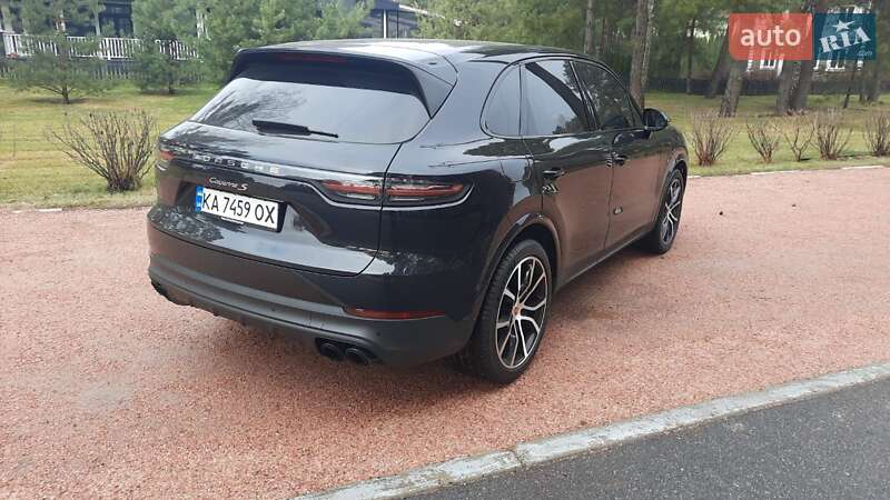 Внедорожник / Кроссовер Porsche Cayenne 2019 в Киеве фото 7 Внедорожник / Кроссовер Porsche Cayenne 2019 в Киеве