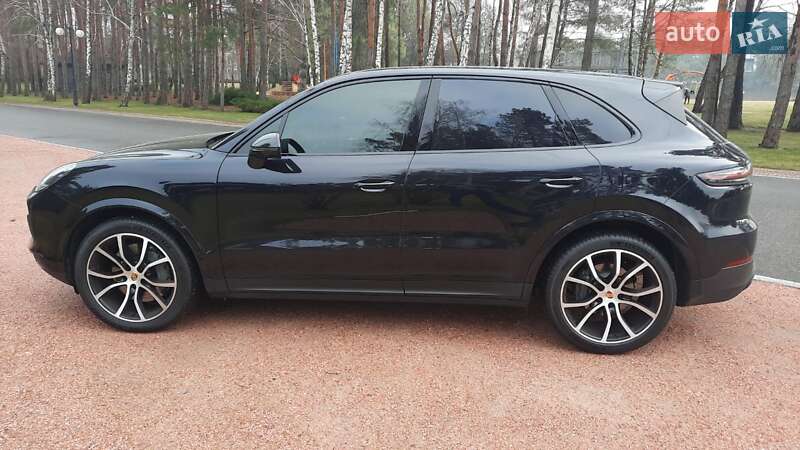 Внедорожник / Кроссовер Porsche Cayenne 2019 в Киеве фото 3 Внедорожник / Кроссовер Porsche Cayenne 2019 в Киеве