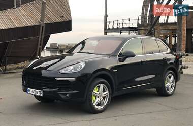 Позашляховик / Кросовер Porsche Cayenne 2015 в Одесі