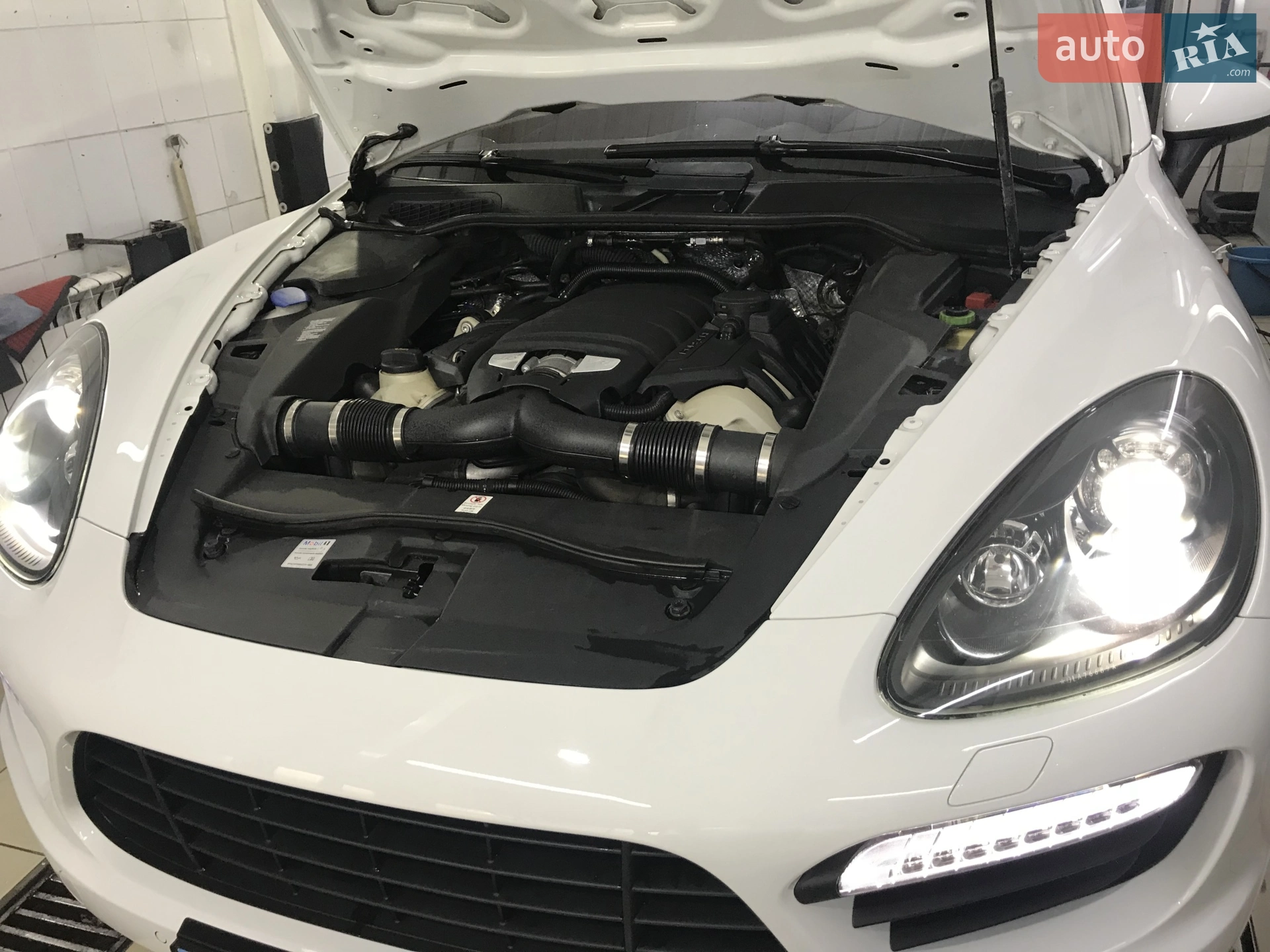 2013 Porsche Cayenne - мініатюра 4