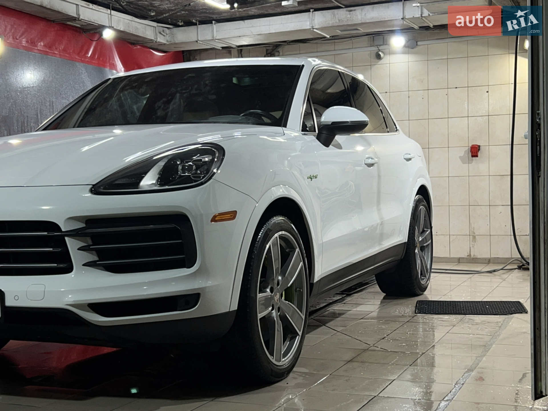 2019 Porsche Cayenne - мініатюра 13