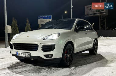 Позашляховик / Кросовер Porsche Cayenne 2013 в Києві