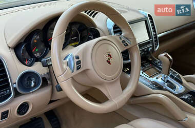 Внедорожник / Кроссовер Porsche Cayenne 2012 в Днепре