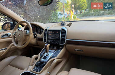 Внедорожник / Кроссовер Porsche Cayenne 2012 в Днепре