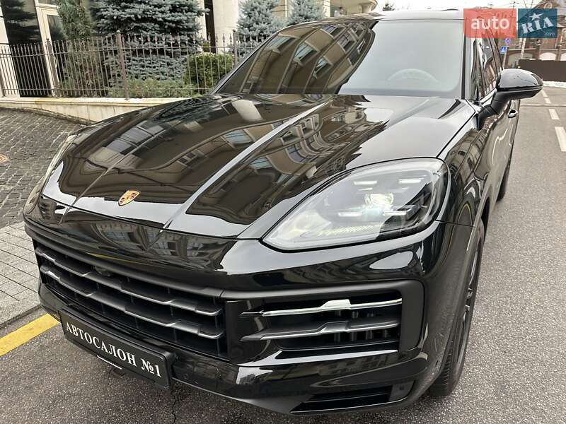 Внедорожник / Кроссовер Porsche Cayenne 2025 в Киеве