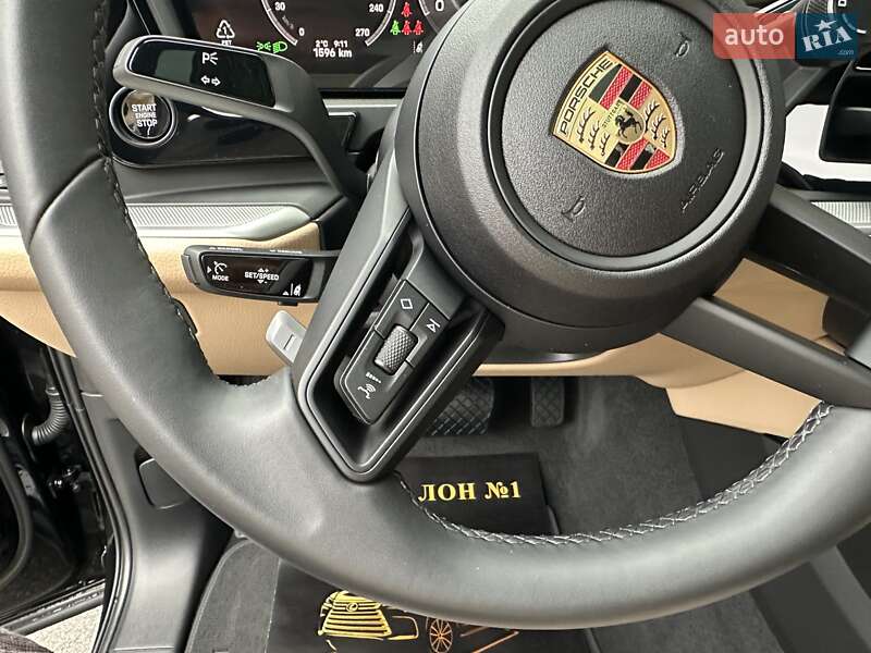 Внедорожник / Кроссовер Porsche Cayenne 2025 в Киеве