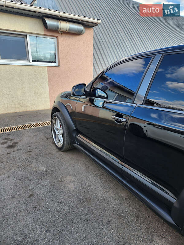 Позашляховик / Кросовер Porsche Cayenne 2004 в Кривому Розі