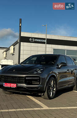 Внедорожник / Кроссовер Porsche Cayenne 2019 в Ужгороде
