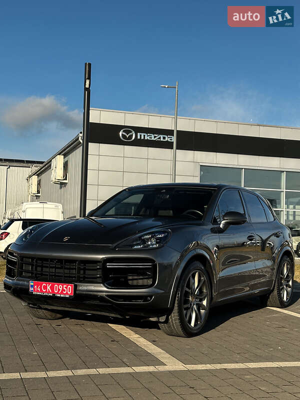 Porsche Cayenne 2019