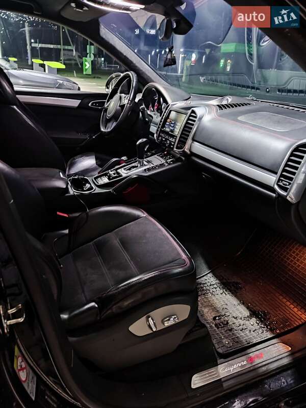 Позашляховик / Кросовер Porsche Cayenne 2012 в Береговому фото 22 Позашляховик / Кросовер Porsche Cayenne 2012 в Береговому