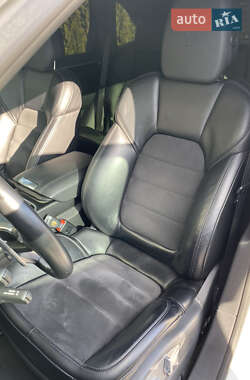 Позашляховик / Кросовер Porsche Cayenne 2016 в Києві