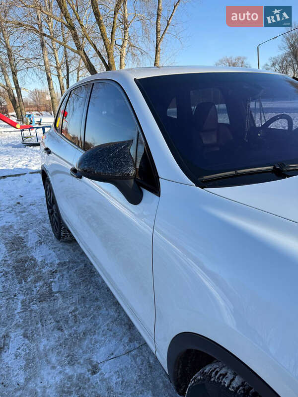 Внедорожник / Кроссовер Porsche Cayenne 2012 в Борисполе фото 5 Внедорожник / Кроссовер Porsche Cayenne 2012 в Борисполе