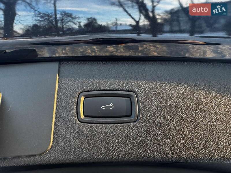 Внедорожник / Кроссовер Porsche Cayenne 2020 в Киеве