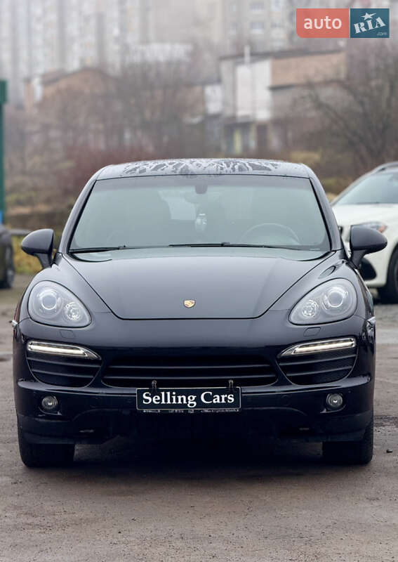 Внедорожник / Кроссовер Porsche Cayenne 2011 в Ровно