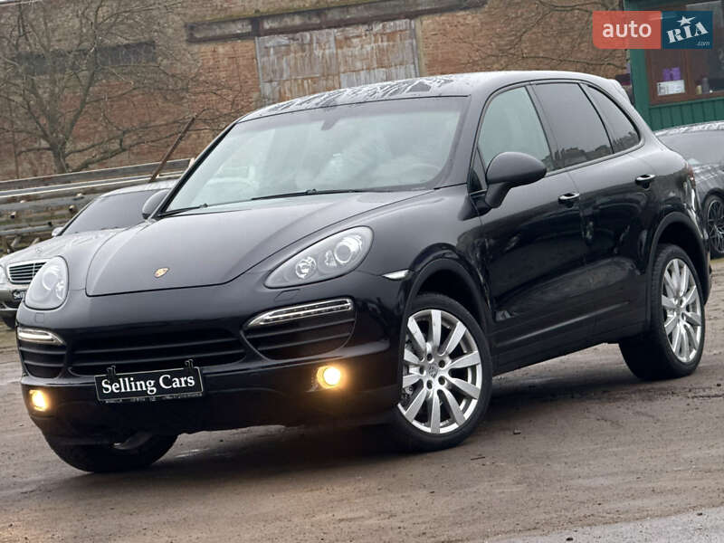 Внедорожник / Кроссовер Porsche Cayenne 2011 в Ровно