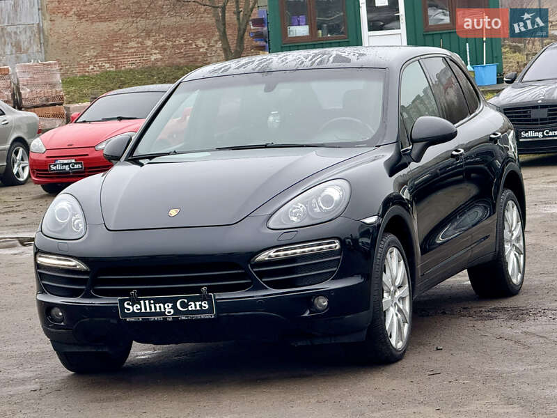 Внедорожник / Кроссовер Porsche Cayenne 2011 в Ровно