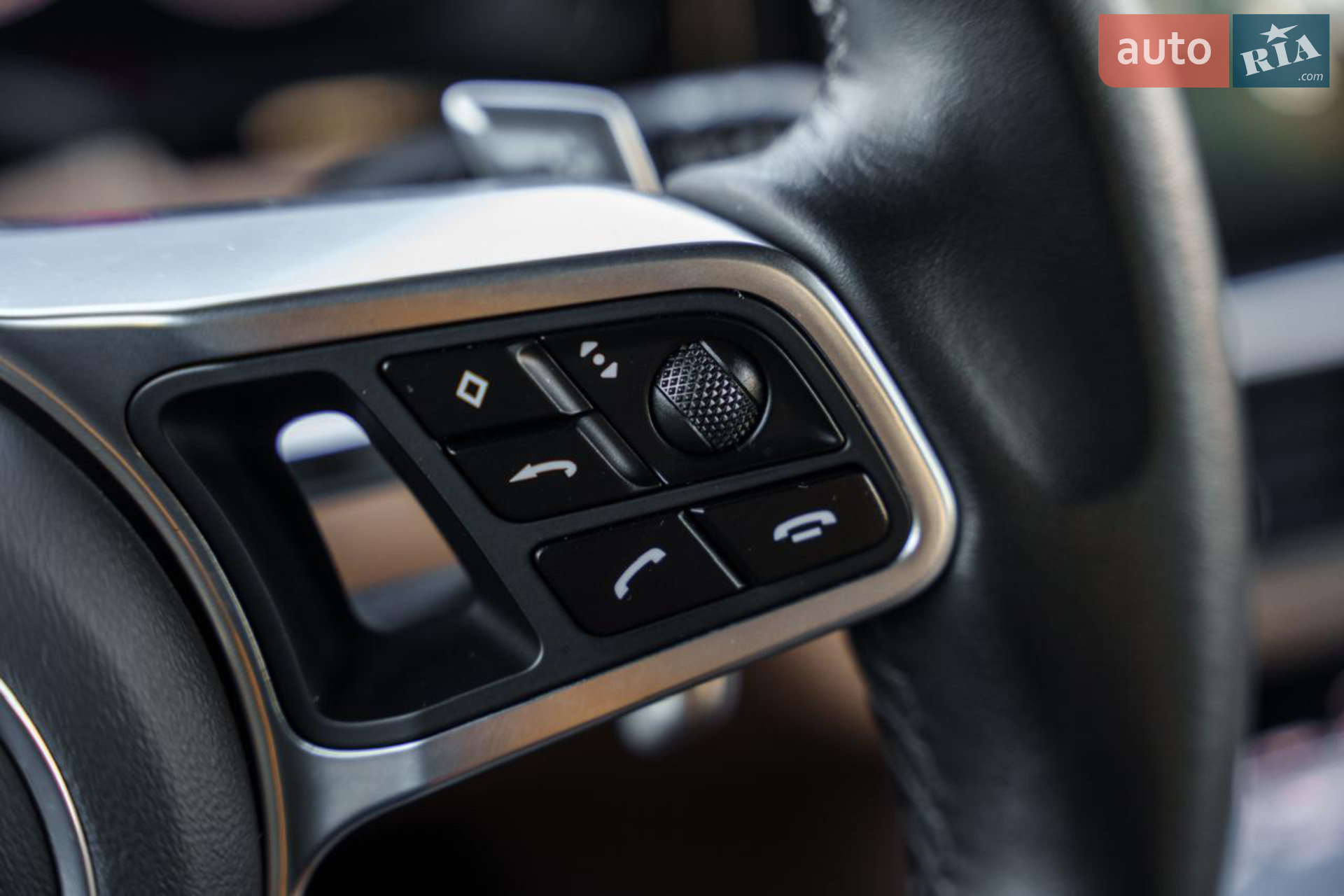 2019 Porsche Cayenne - мініатюра 38