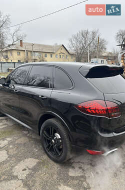 Внедорожник / Кроссовер Porsche Cayenne 2012 в Днепре