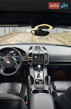 Внедорожник / Кроссовер Porsche Cayenne 2012 в Днепре