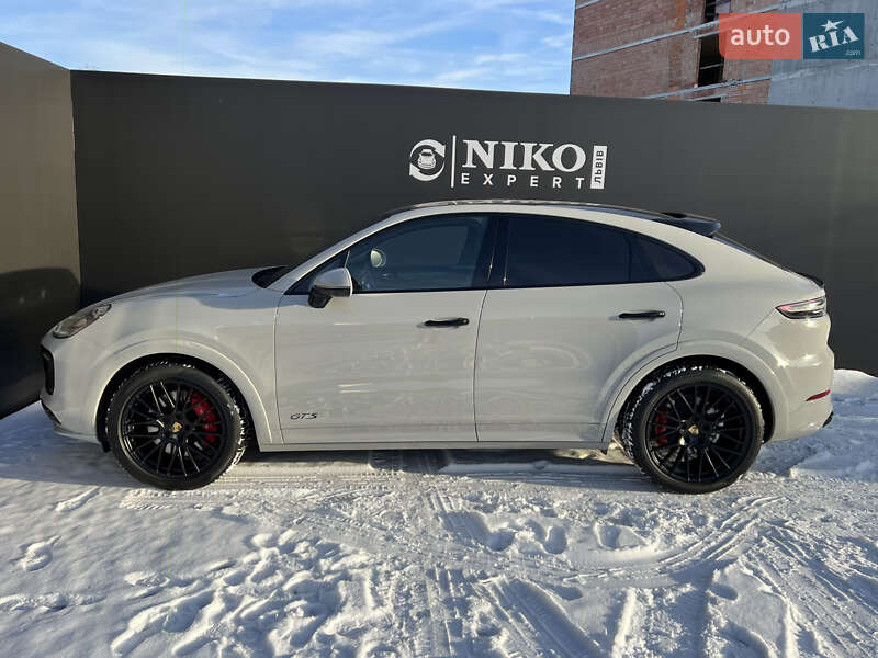 Внедорожник / Кроссовер Porsche Cayenne 2022 в Львове