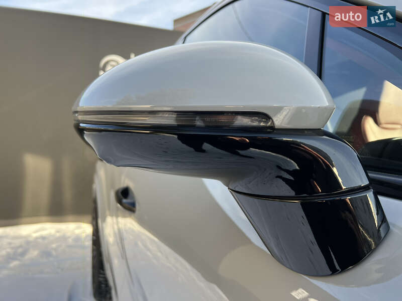 Внедорожник / Кроссовер Porsche Cayenne 2022 в Львове