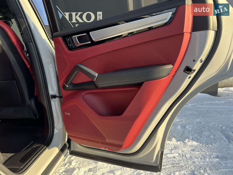 Внедорожник / Кроссовер Porsche Cayenne 2022 в Львове