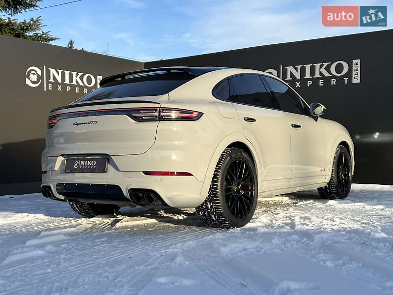 Внедорожник / Кроссовер Porsche Cayenne 2022 в Львове