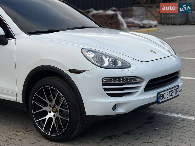 Внедорожник / Кроссовер Porsche Cayenne 2012 в Львове фото 8 Внедорожник / Кроссовер Porsche Cayenne 2012 в Львове