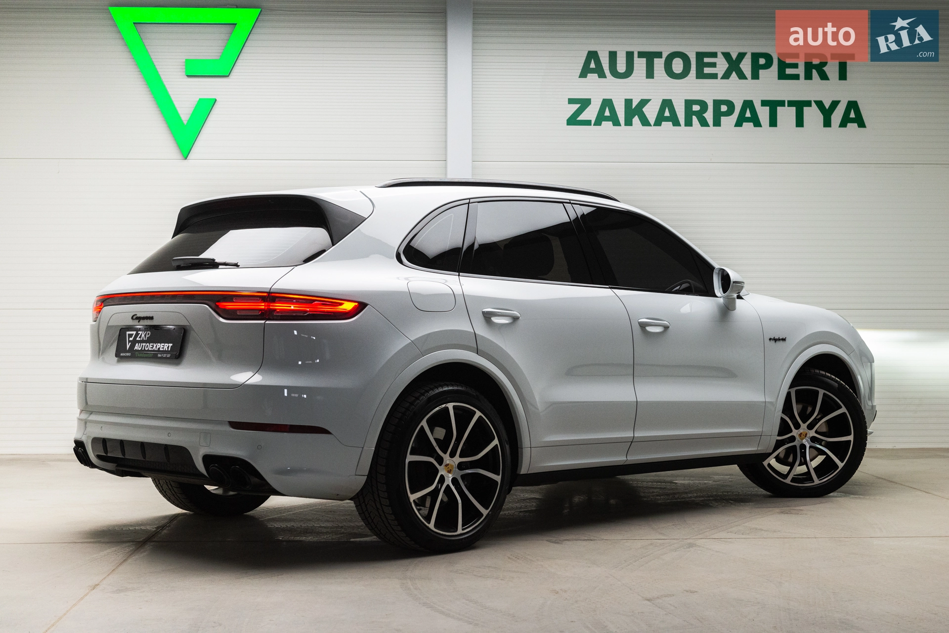 2019 Porsche Cayenne - мініатюра 7