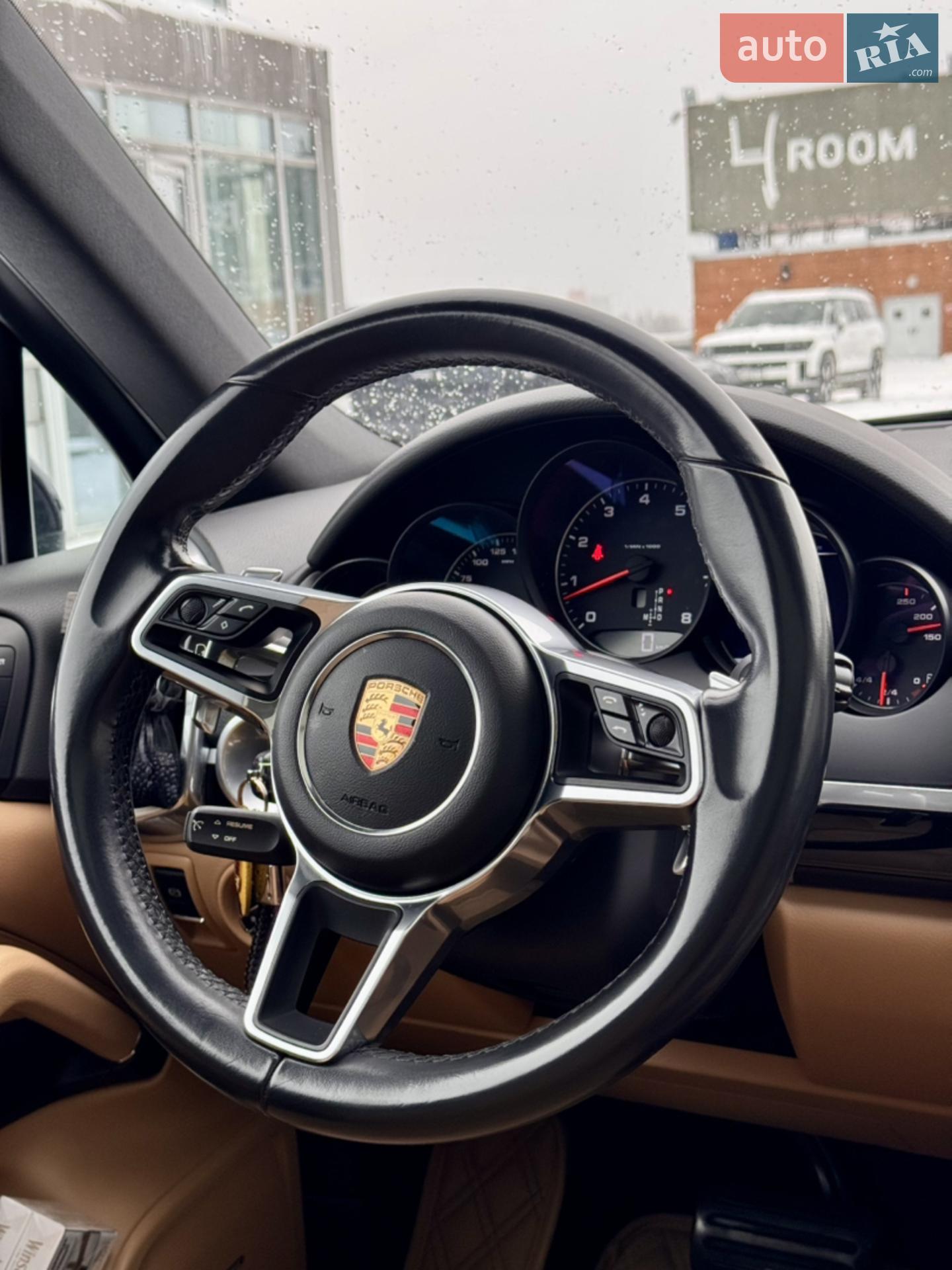 2017 Porsche Cayenne - мініатюра 8
