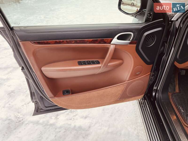 Внедорожник / Кроссовер Porsche Cayenne 2008 в Киеве