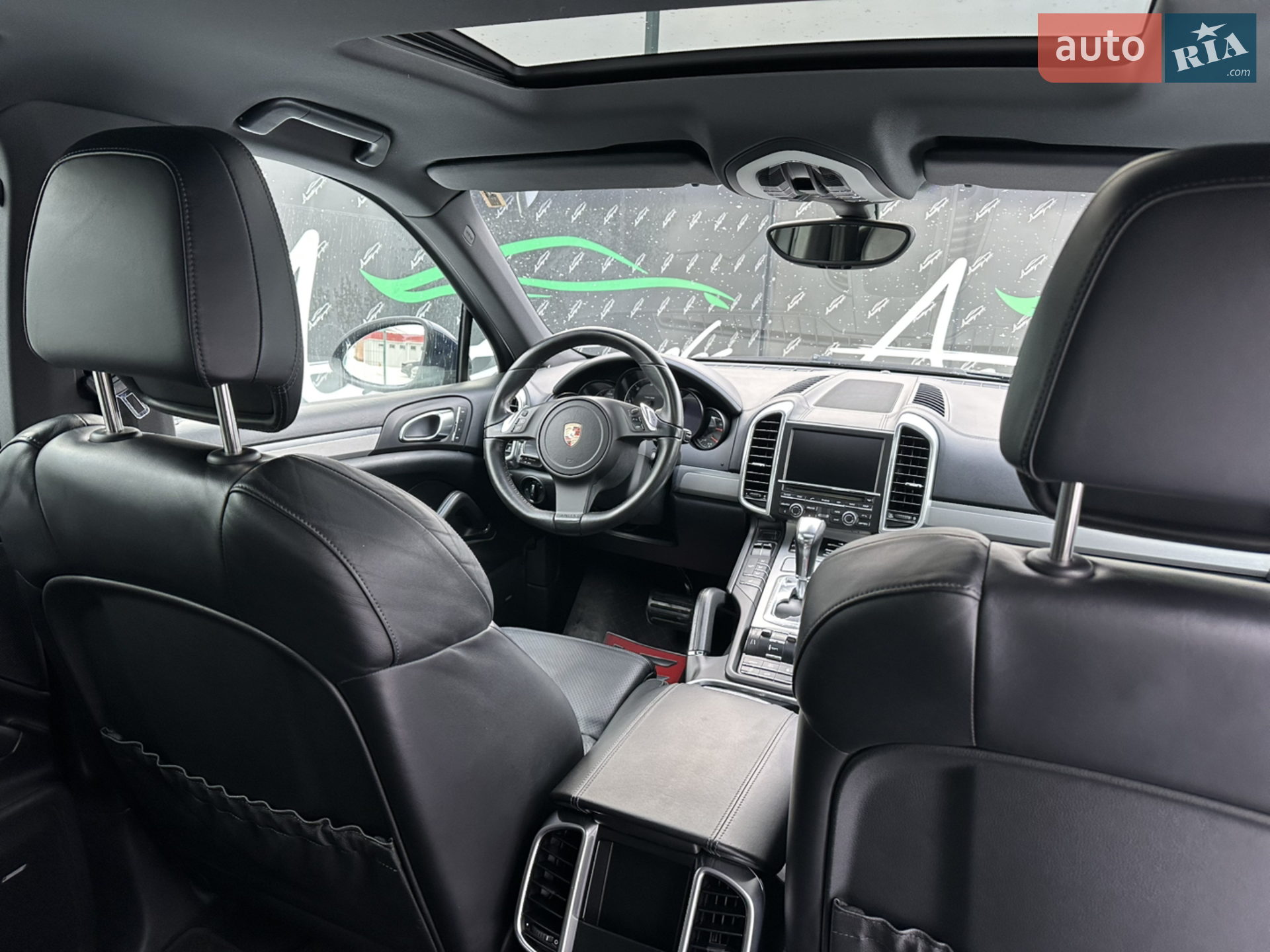 2011 Porsche Cayenne - мініатюра 25
