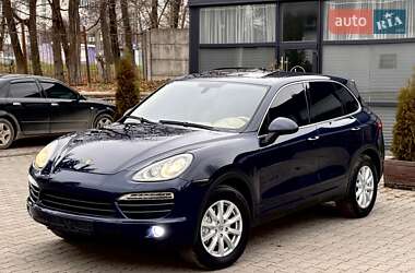Внедорожник / Кроссовер Porsche Cayenne 2011 в Тернополе