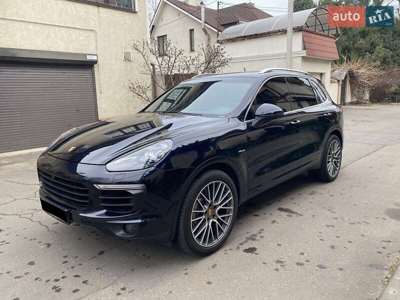 Porsche Cayenne 2016 Porsche Cayenne 2016