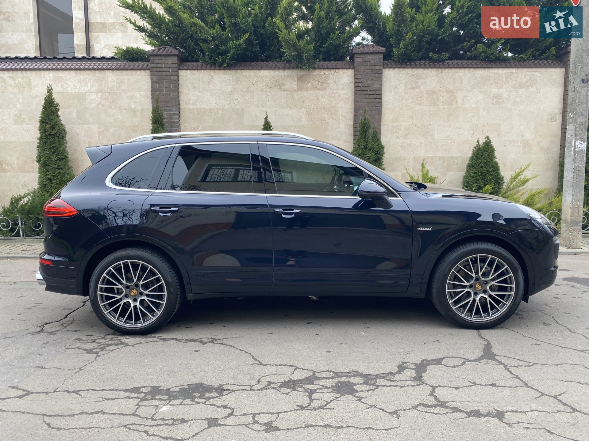2016 Porsche Cayenne - мініатюра 11