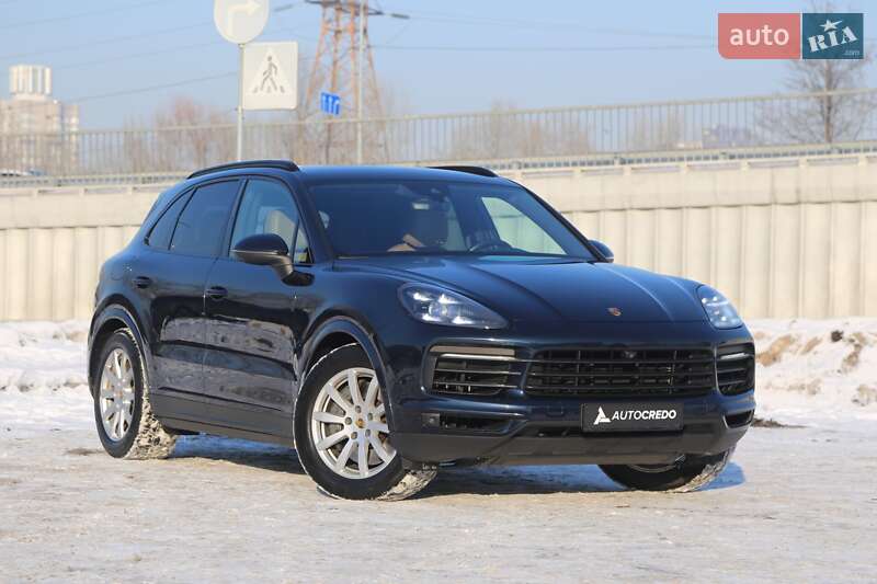 Внедорожник / Кроссовер Porsche Cayenne 2018 в Киеве