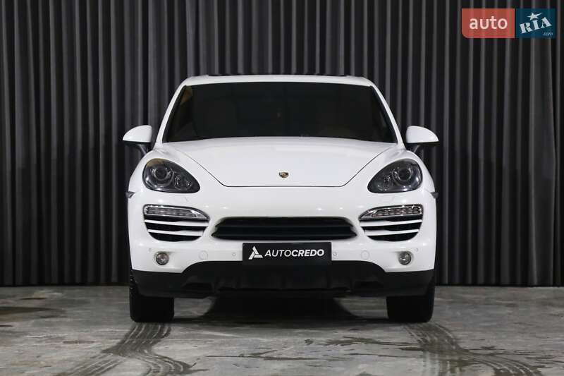Внедорожник / Кроссовер Porsche Cayenne 2013 в Киеве