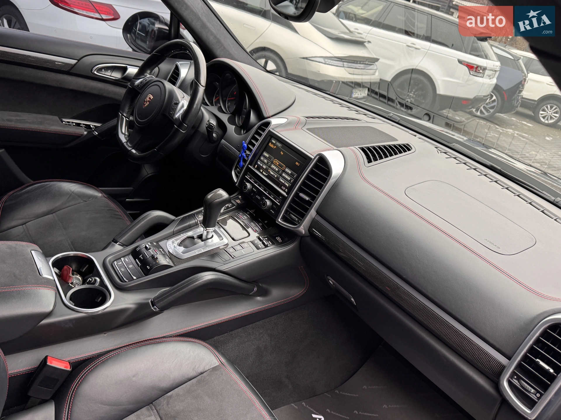 2012 Porsche Cayenne - мініатюра 16