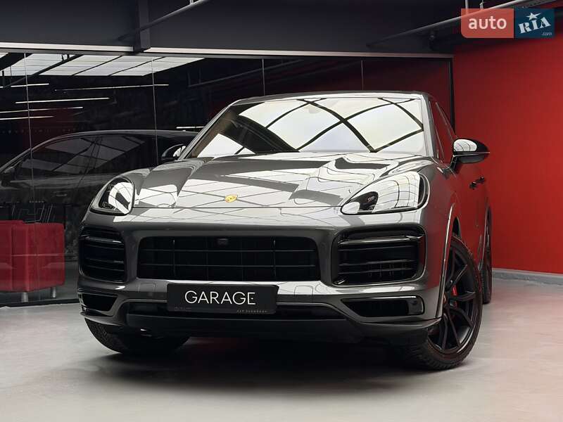 Внедорожник / Кроссовер Porsche Cayenne 2022 в Киеве