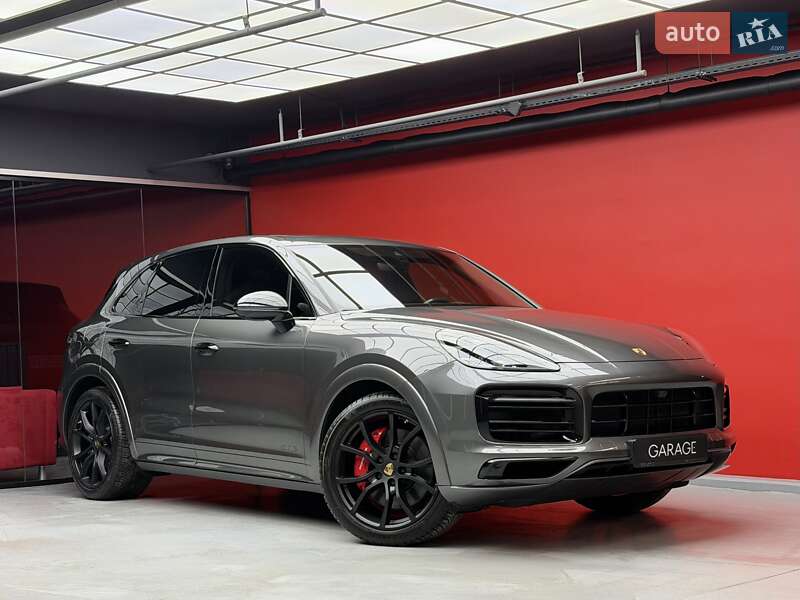 Внедорожник / Кроссовер Porsche Cayenne 2022 в Киеве