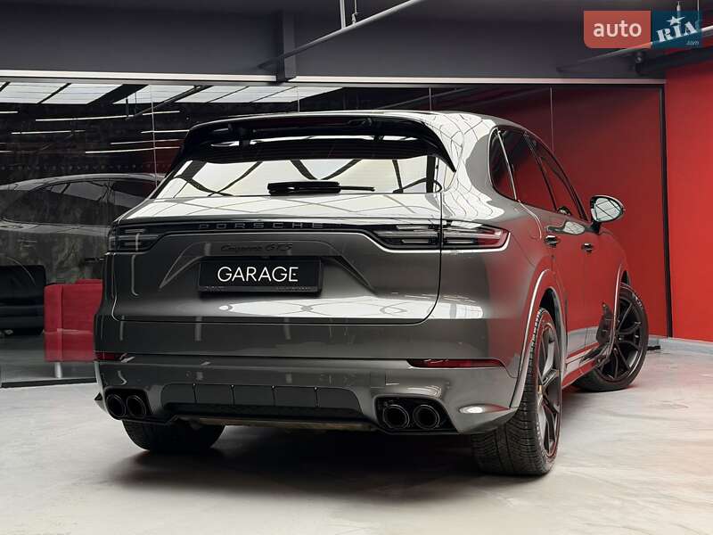 Внедорожник / Кроссовер Porsche Cayenne 2022 в Киеве