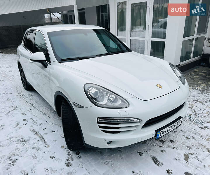 Внедорожник / Кроссовер Porsche Cayenne 2013 в Одессе