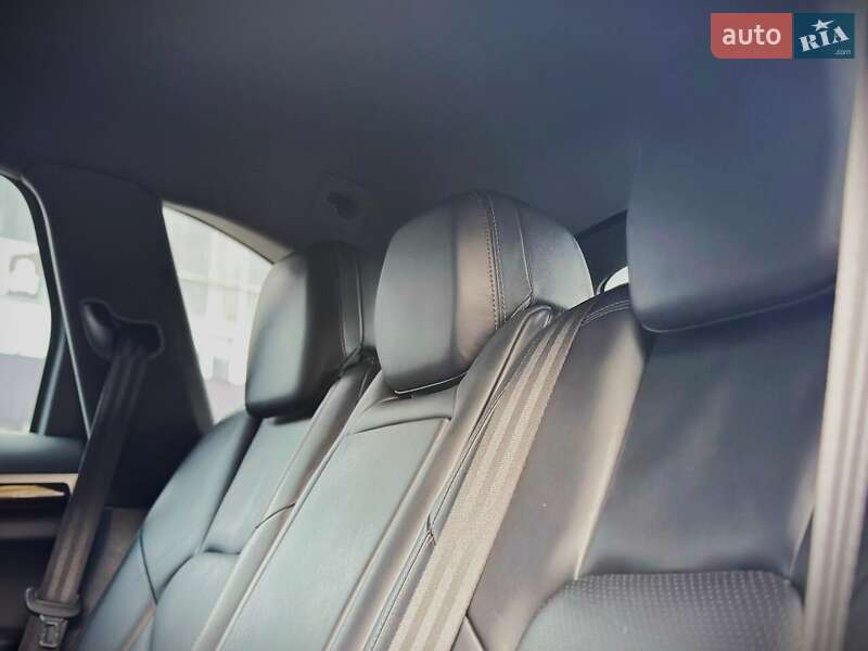 Внедорожник / Кроссовер Porsche Cayenne 2013 в Киеве