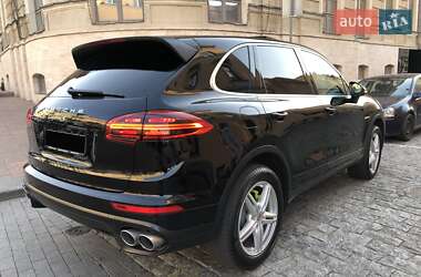 Внедорожник / Кроссовер Porsche Cayenne 2015 в Одессе
