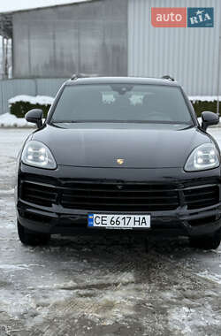 Внедорожник / Кроссовер Porsche Cayenne 2018 в Черновцах