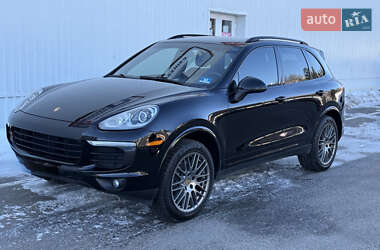 Внедорожник / Кроссовер Porsche Cayenne 2018 в Луцке