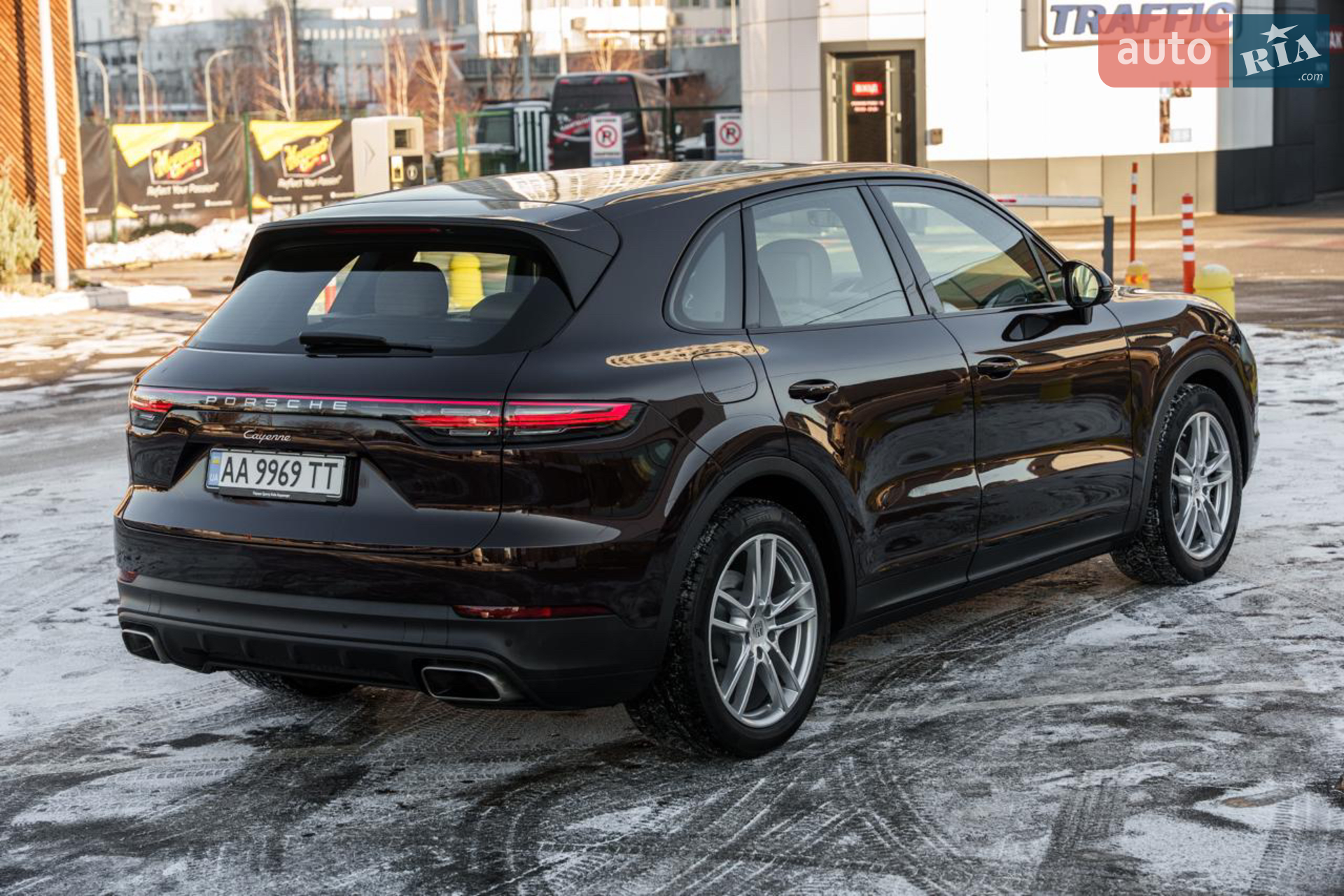 2019 Porsche Cayenne - мініатюра 9
