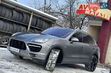 Позашляховик / Кросовер Porsche Cayenne 2010 в Києві