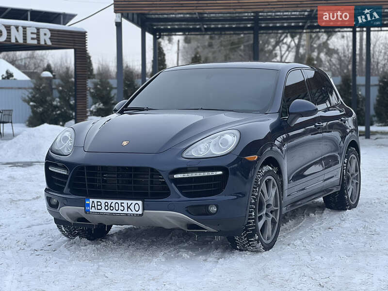 Внедорожник / Кроссовер Porsche Cayenne 2012 в Виннице